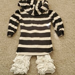 A persnickety shirt & adorabay pants